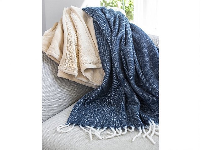 Плед «Долли» из переработанных материалов