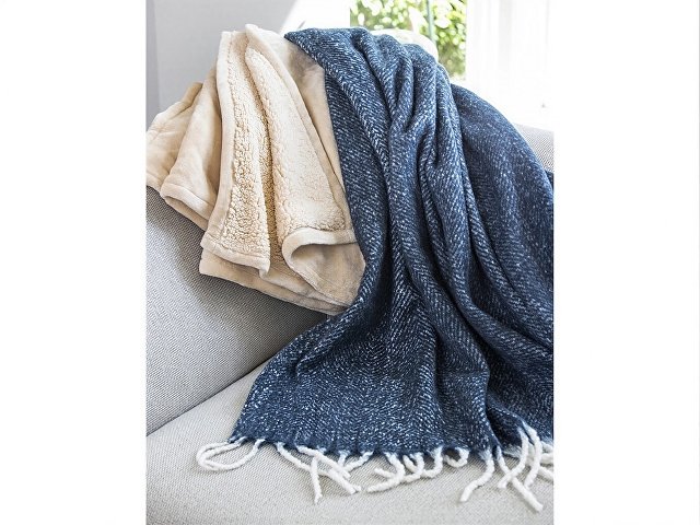 Плед «Долли» из переработанных материалов