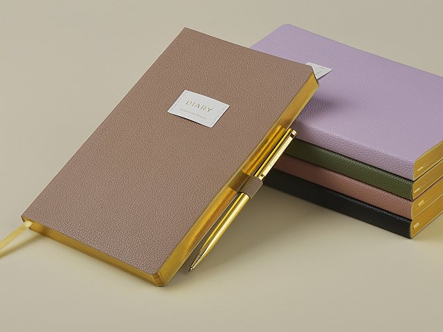 Ежедневник недатированный А5 «Total beige»