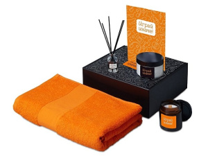 Подарочный набор «Re:y. Care» с полотенцем, солью для ванны и диффузором Подарочный набор «Re:y. Care» с полотенцем, солью для ванны и диффузором