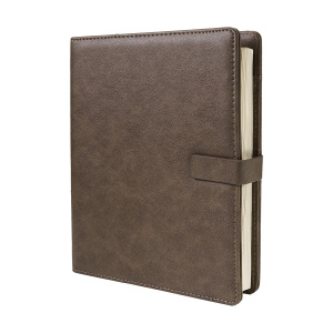 Ежедневник недатированный Coach, B5, коричневый, кремовый блок, подарочная коробка