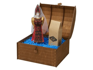 Подарочный набор: кукла фарфоровая, чай "Малина с мятой"