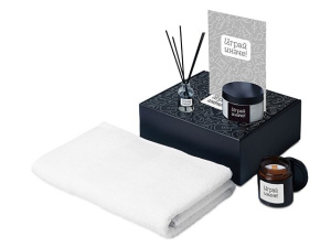 Подарочный набор «Re:y. Care» с полотенцем, солью для ванны и диффузором Подарочный набор «Re:y. Care» с полотенцем, солью для ванны и диффузором